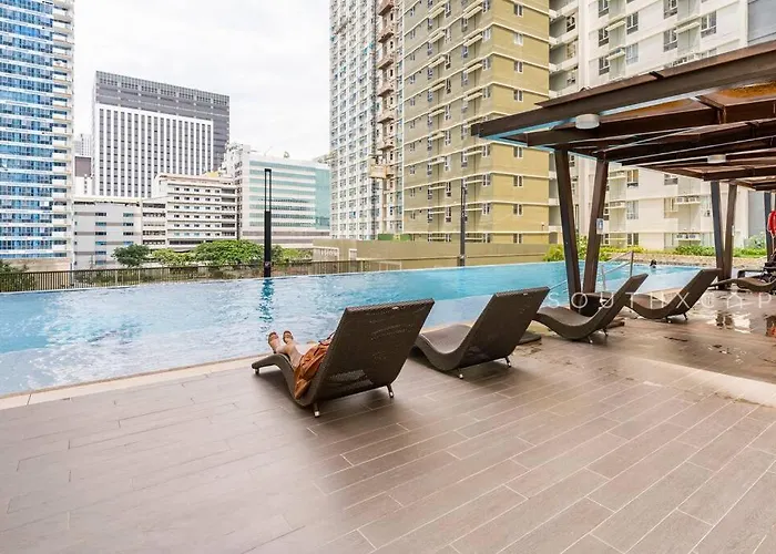 Furnished 1-bedroom In Avida Towers Riala, It Park With Fast Wifi, Netflix, Pool And Apartment *