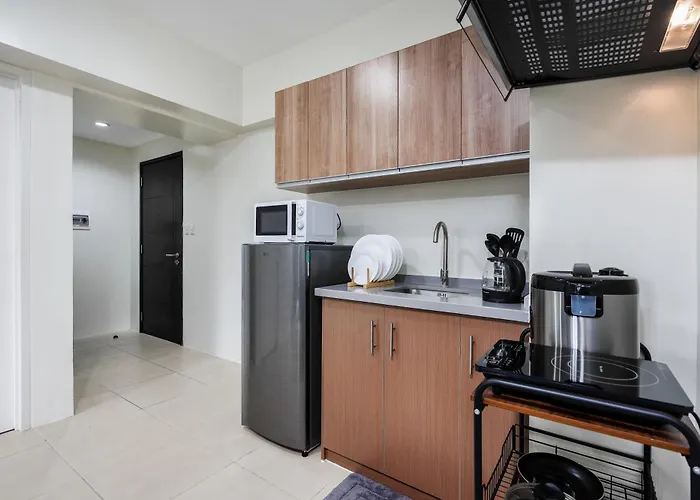 Apartment Furnished 1-bedroom In Avida Towers Riala, It Park With Fast Wifi, Netflix, Pool And *