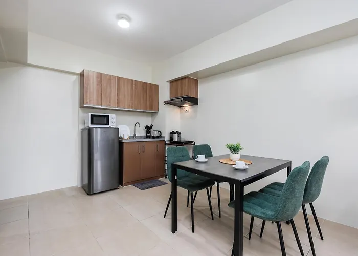 Furnished 1-bedroom In Avida Towers Riala, It Park With Fast Wifi, Netflix, Pool And *