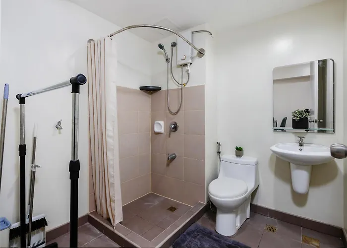 Apartment Furnished 1-bedroom In Avida Towers Riala, It Park With Fast Wifi, Netflix, Pool And